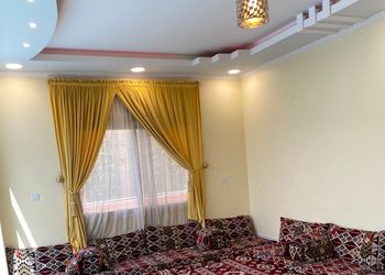 شاليه بمسبح خارجي وجلسة خارجية