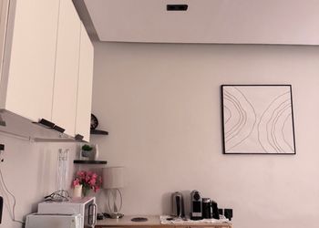 استديو هادئ بسرير ماستر