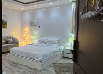 استديو بسرير مريح ودخول ذاتي 