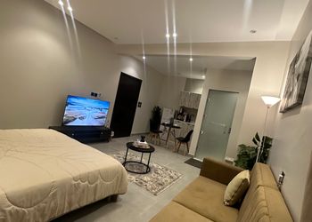 استديو بدخول ذاتي وسرير مريح 