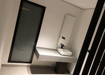 مزرعة بمجلس واسع ومسطح اخضر