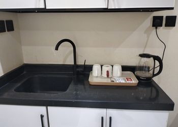 استديو بسرير ماستر