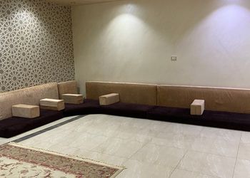 شقة بصالة وغرف نوم