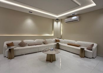 شاليه بتصميم أنيق ومسبح خارجي 