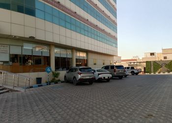 استديو بسرير ماستر وجلسة جانبية 