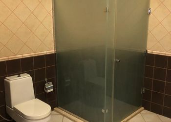 منتجع فندقي بصالة و3غرف نوم 