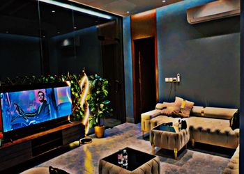 شقة بصالة مريحة وغرفتين نوم 