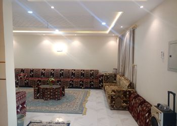 استراحة بغرفة نوم وجلسة خارجية 