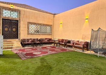 شاليه بألعاب مائية ومجالس