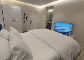 استديو بسرير ماستر هادئة 