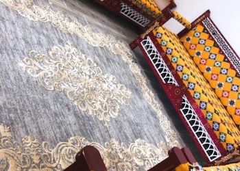 استراحة بمجلس واسع وفناء خارجي 