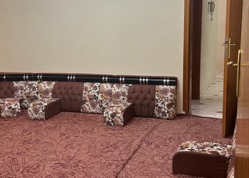 شقة بغرفتين نوم وصالة 