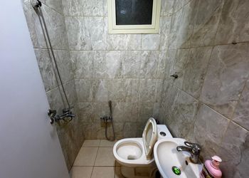 شقة بغرفة نوم وصالة 