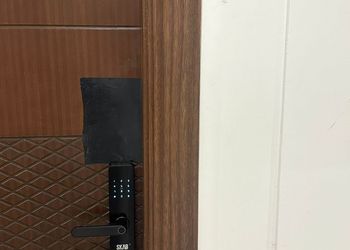 استديو بسرير ماستر وجلسة جانبية 