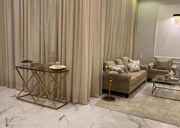 استراحة بمسطح اخضر ومجالس
