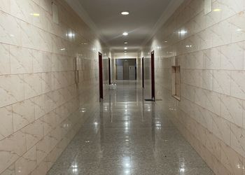 شقة بصالة و غرفة نوم 