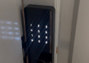 شقة بغرفة نوم وصالة 
