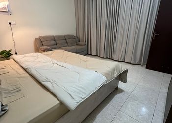 استديو بسرير ماستر