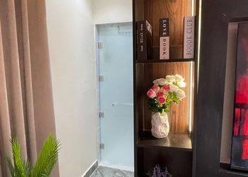استديو بأثاث مريح وبسيط