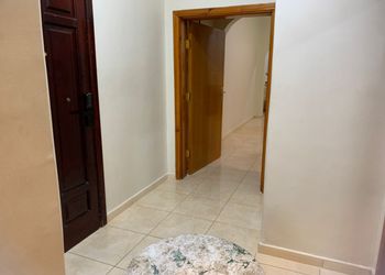 شقة بصالة وغرفتين نوم