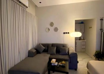 استديو بدخول ذاتي وسرير مريح 