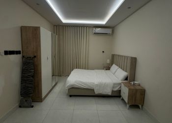 استديو بسرير ماستر ودخول ذاتي