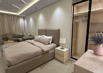 استديو بسرير ماستر ودخول ذاتي