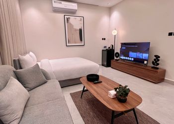 استديو بسرير ماستر ودخول ذاتي