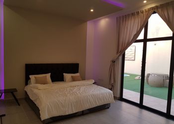 شاليه بمسطح اخضر