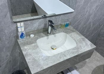 شقة بغرفة معيشة وغرفة نوم 