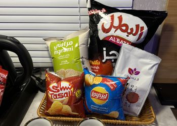 كرفان بجلسة خارجية وقبة