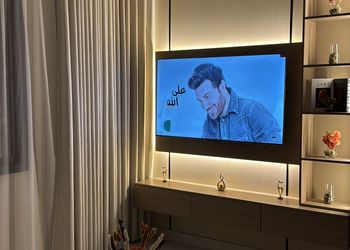 شقة بغرفتين نوم وصالة