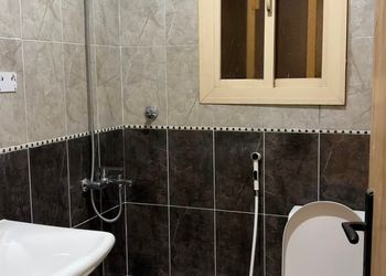 استديو بسرير ماستر وجلسة جانبية 