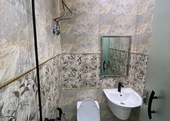 استديو هادئ بدخول ذاتي