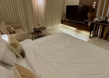 استديو بسرير ماستر وجلسة جانبية 