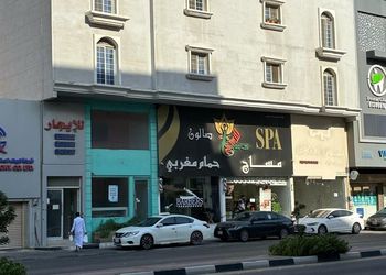 شقة بغرفة جلوس وغرفة نوم