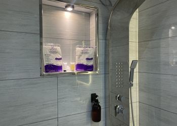استديو هادئ بدخول ذاتي 