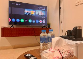 استديو بسرير ماستر وجلسة جانبية