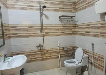 شاليه بغرفة نوم مطلة على المسبح 