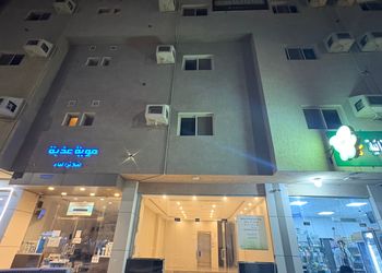 استديو هادئ بسرير ماستر 