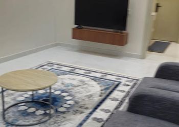 شقة بغرفتين نوم وصالة 
