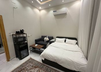 استديو بسرير ماستر ودخول ذاتي