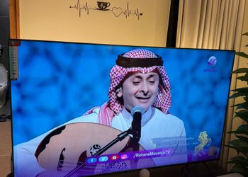 شقة بغرفة معيشة وغرفة نوم 