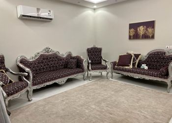 استراحة بمجلس وفناء خارجي 