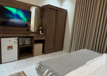 استديو بسرير ماستر