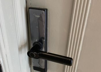 استديو بدخول ذاتي وسرير مريح 
