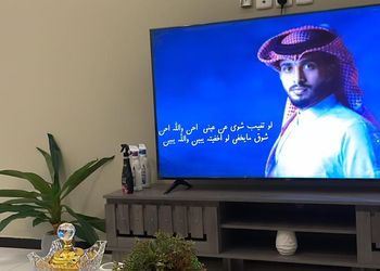 شاليه بجلسة خارجية ومسبح