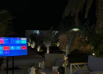 استراحة بمجالس وجلسة خارجية