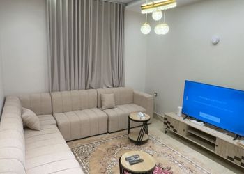 شقة بصالة وغرفة نوم