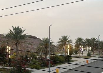 استديو بسرير ماستر وجلسة جانبية